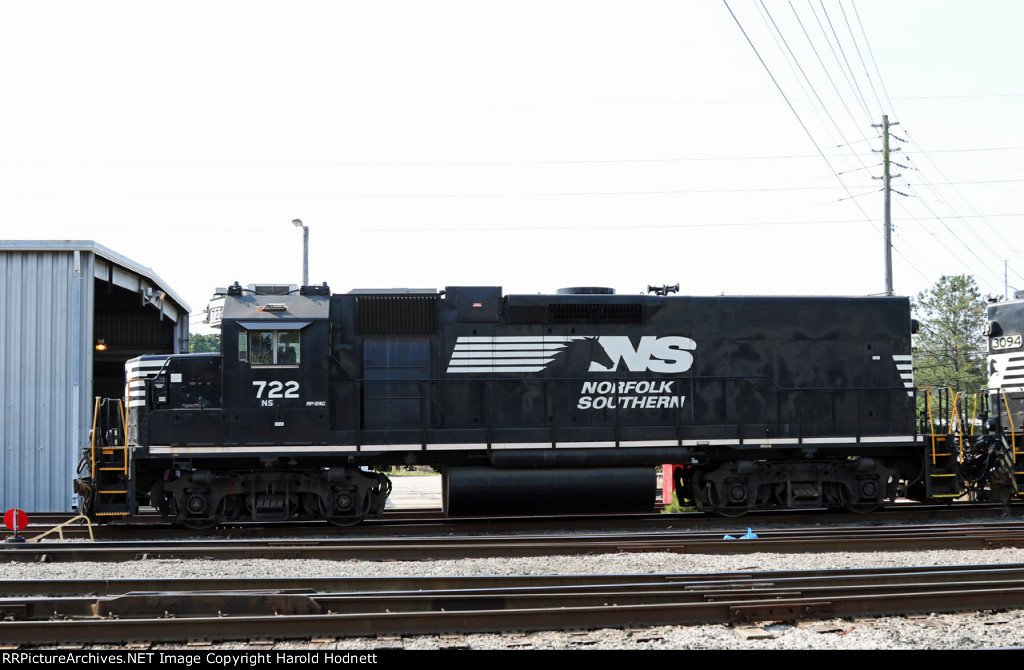 NS 722